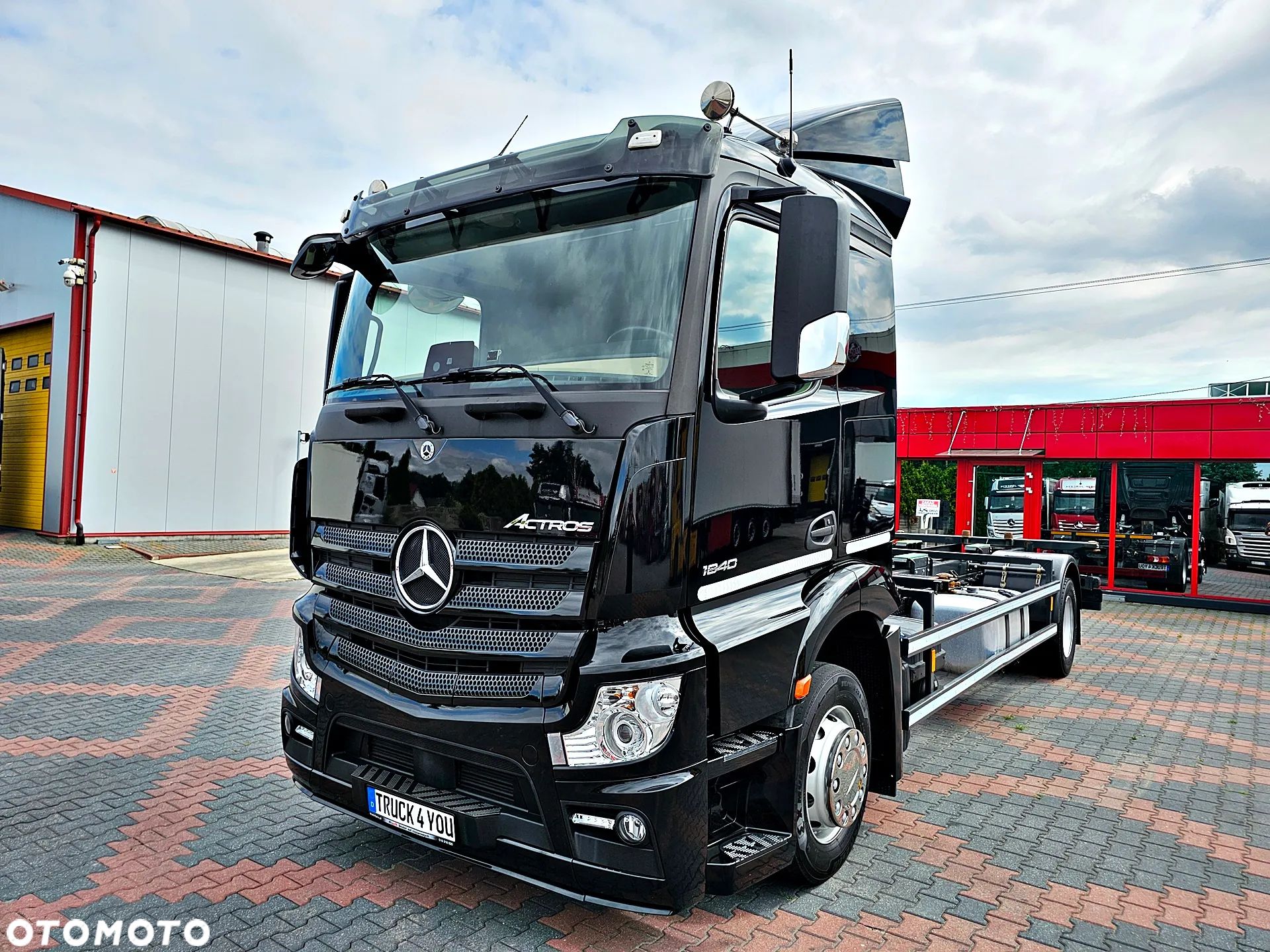 Mercedes-Benz Actros 1840 / 86 000 km / 6 osobowy / Brygadówka / Do zabudowy / BDF - 1