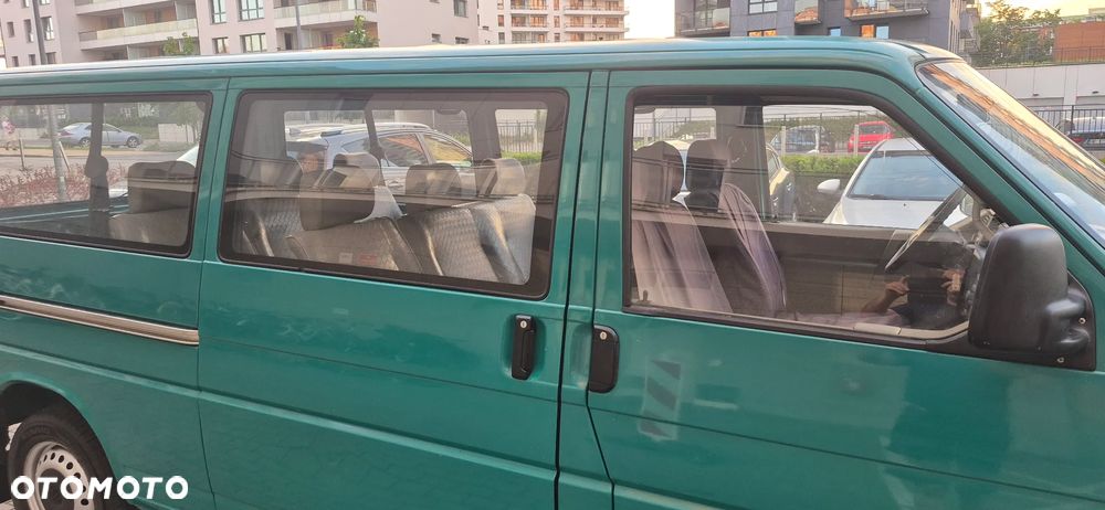 Volkswagen Transporter Mixt - 26