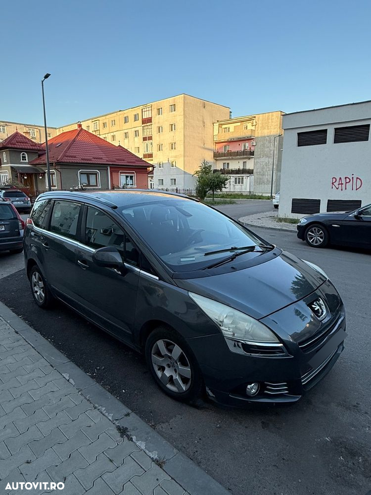 Peugeot 5008 - 2