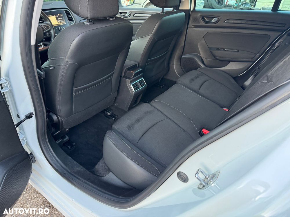 Renault Megane BLUE dCi Limited - 30