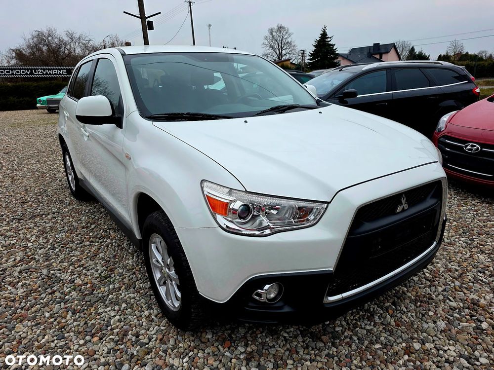 Mitsubishi ASX - 5