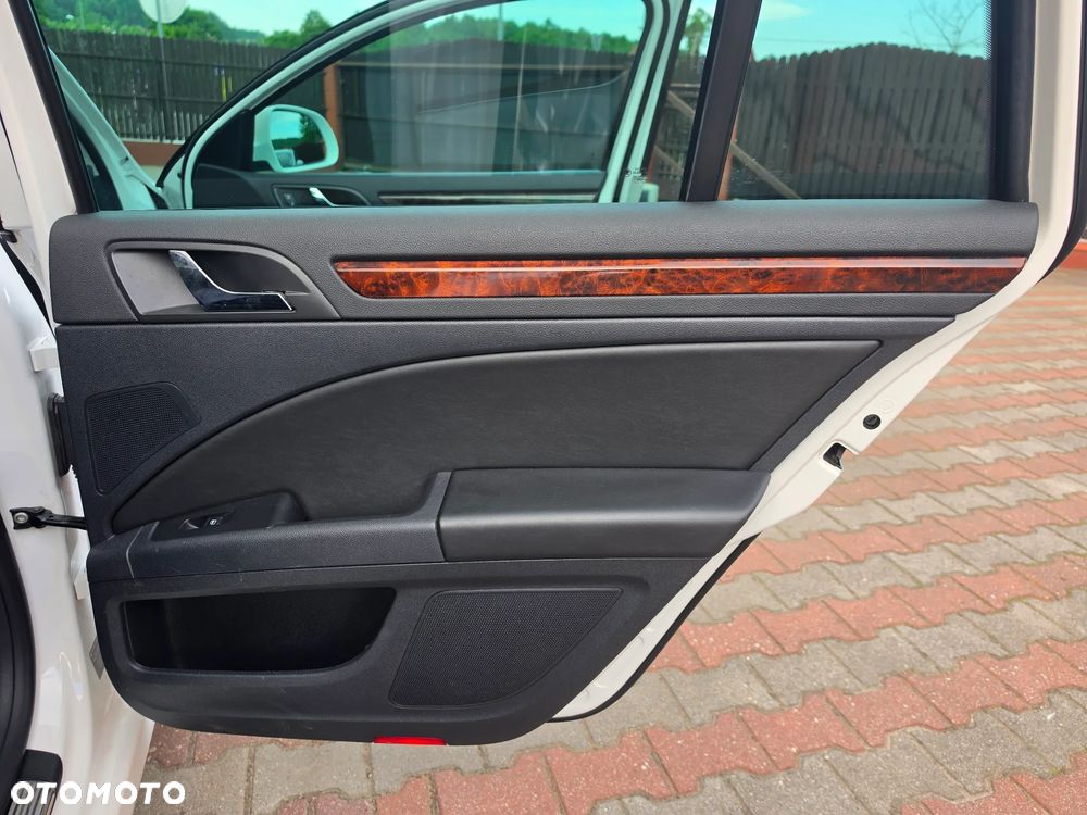 Skoda Superb 2.0 TDI Exclusive - 18