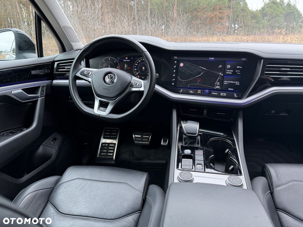 Volkswagen Touareg 3.0 V6 TDI SCR 4Mot R-Line - 12