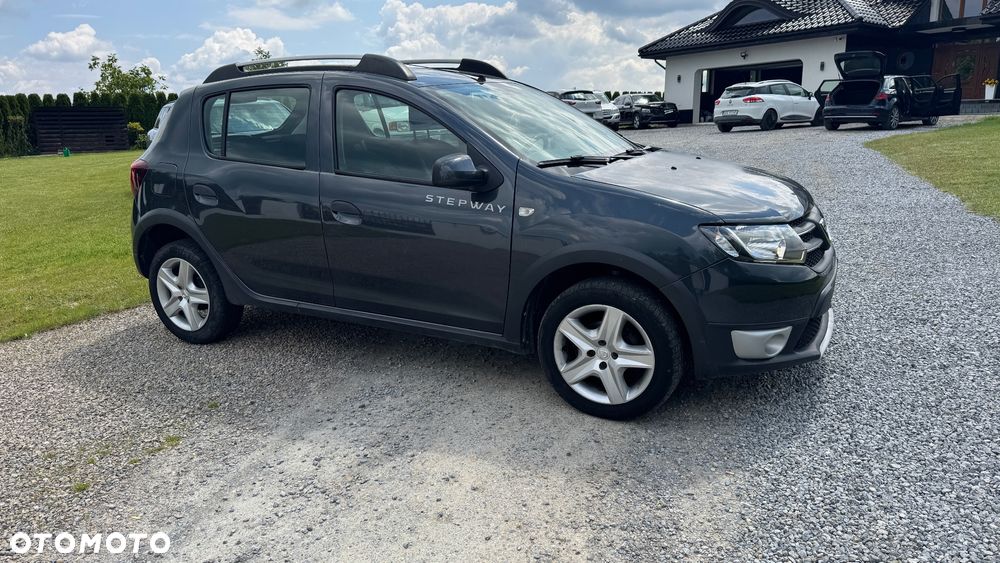 Dacia Sandero - 1