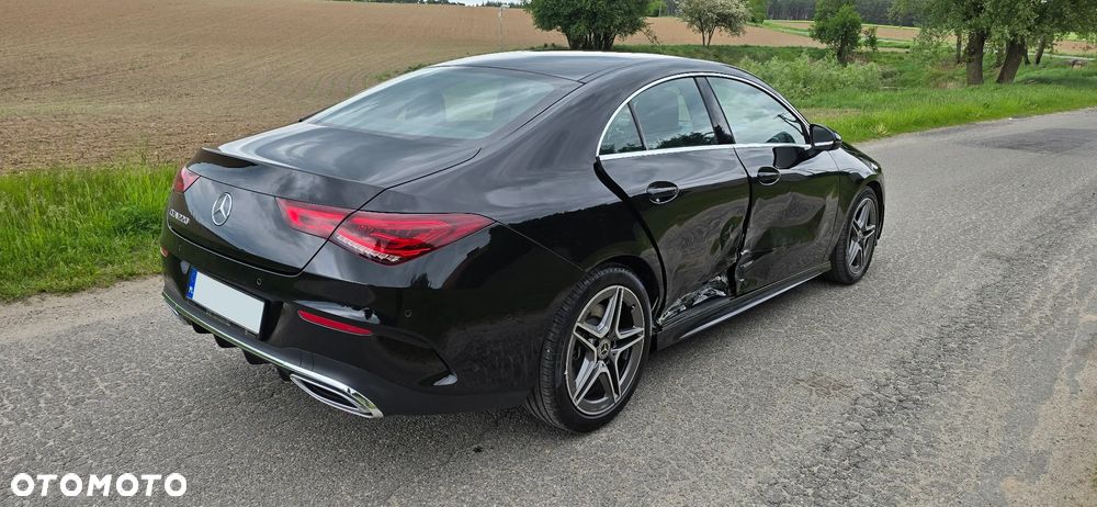 Mercedes-Benz CLA 220 AMG Line 7G-DCT - 3
