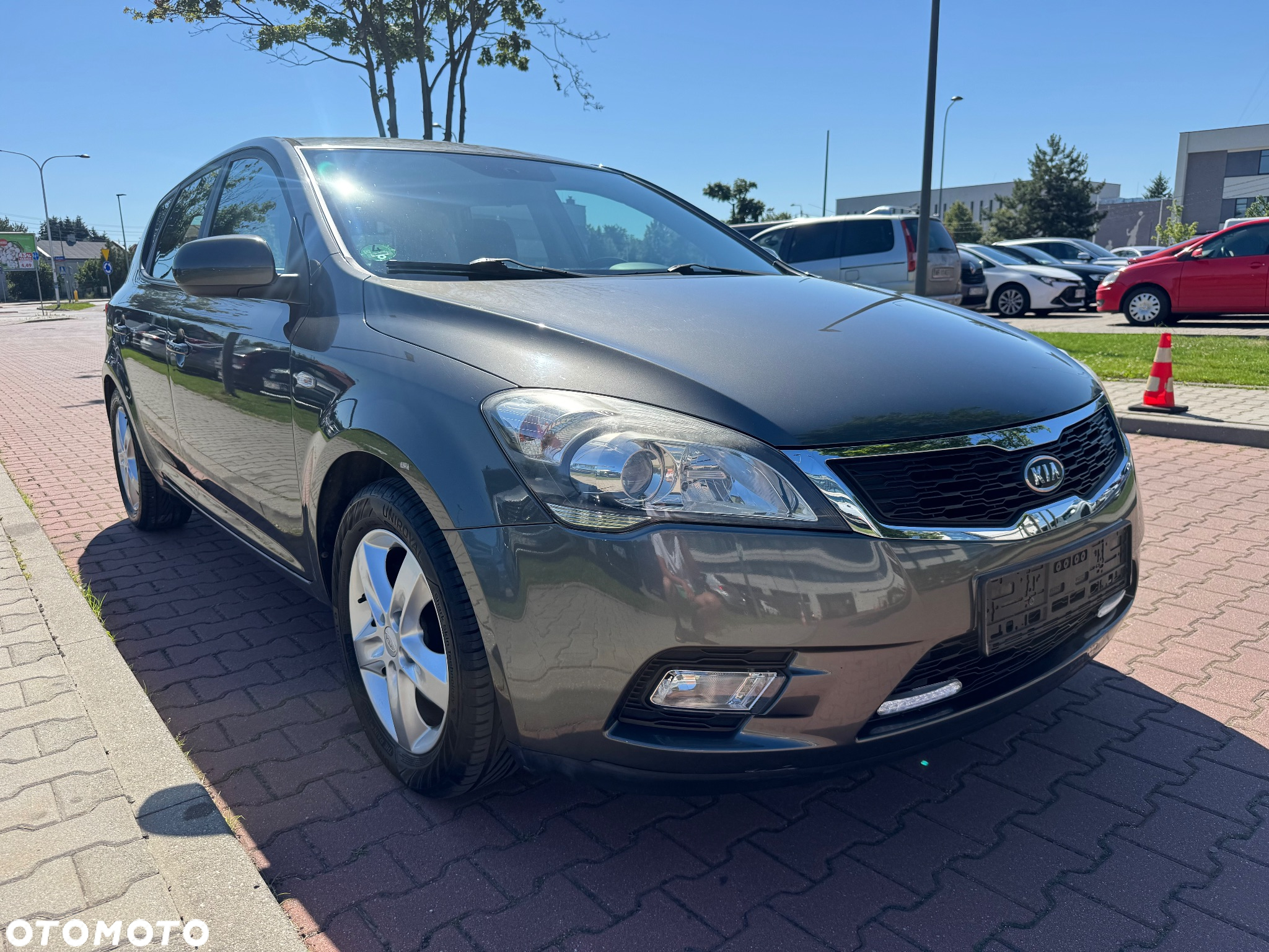 Kia Ceed Cee'd 1.6 Comfort + - 8