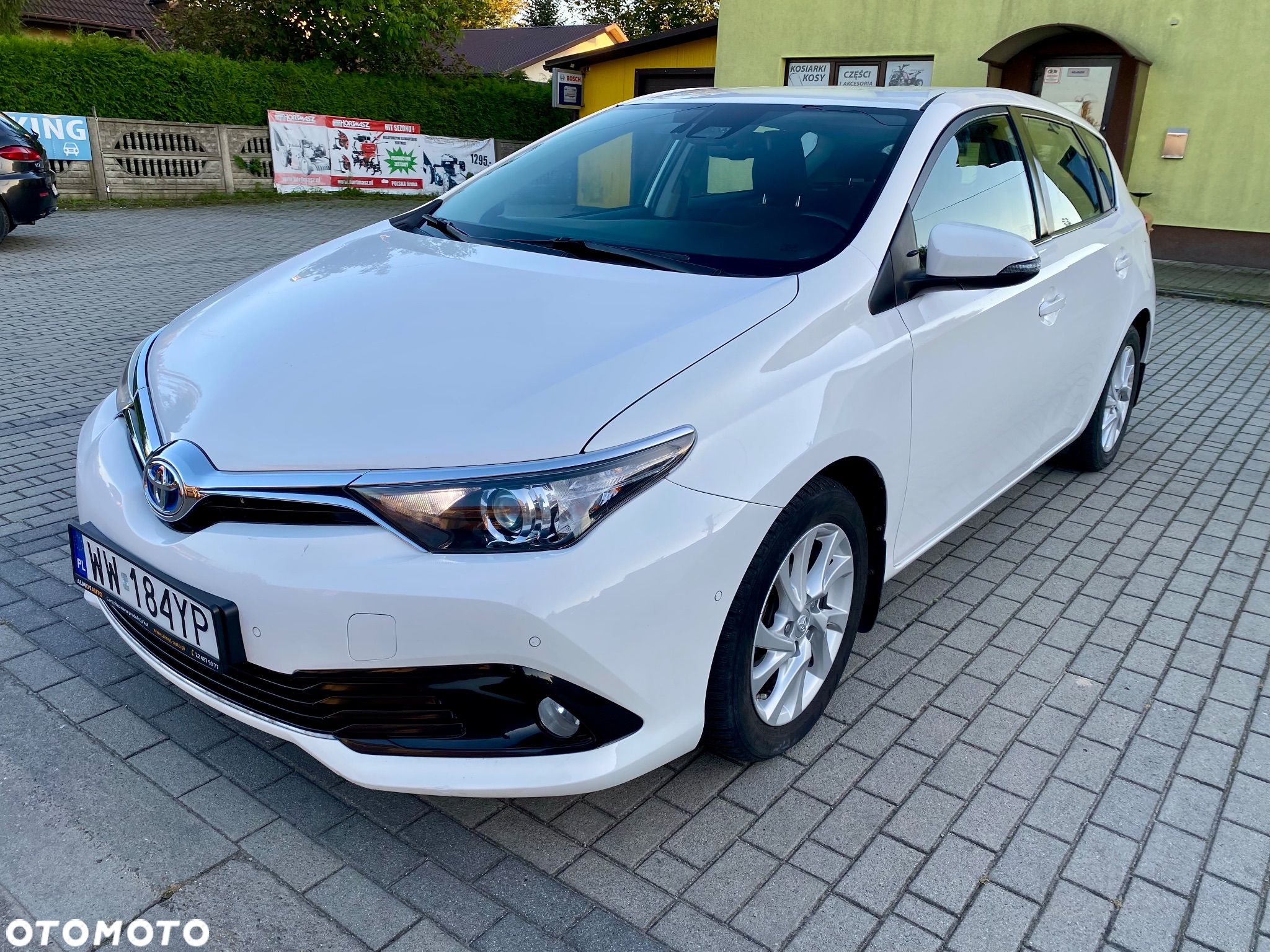 Toyota Auris - 1