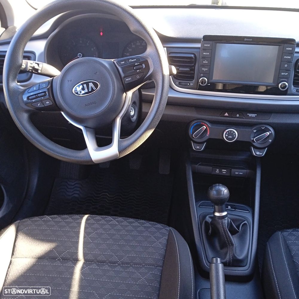 Kia Rio - 5