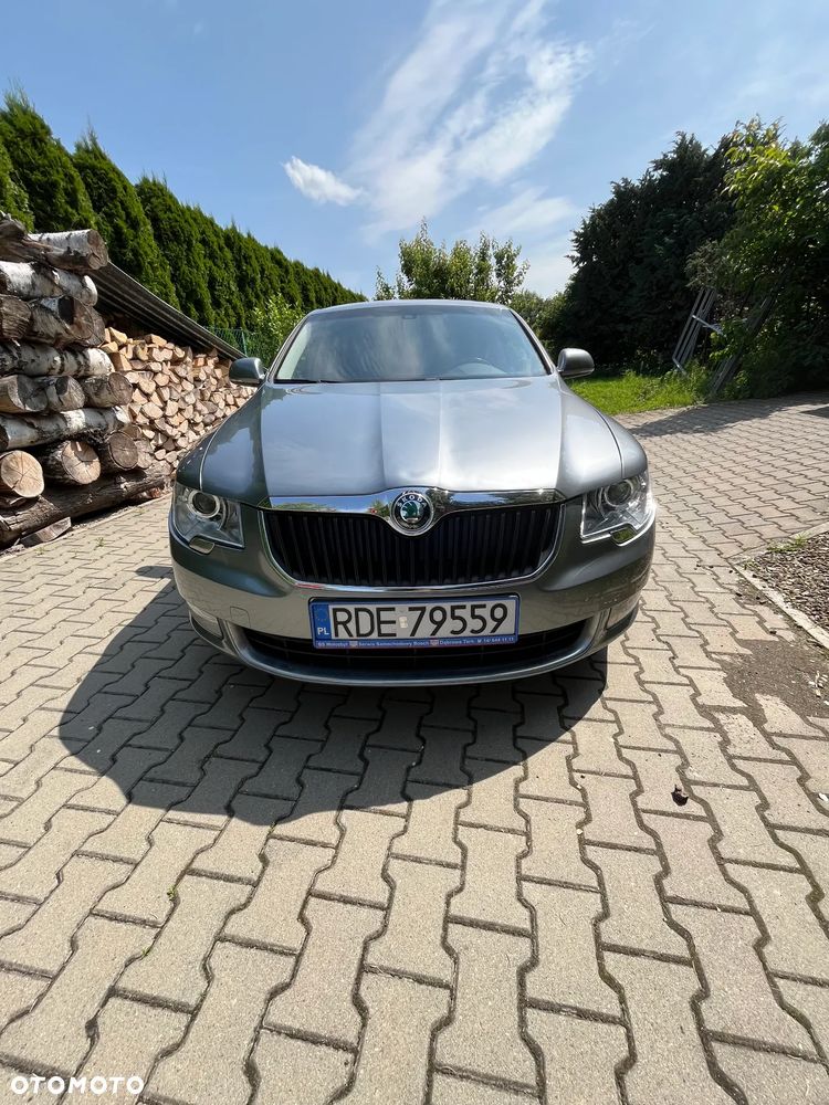 Skoda Superb 1.8 TSI Ambition DSG - 25
