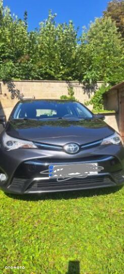 Toyota Avensis Touring Sports 1.8 Comfort - 1