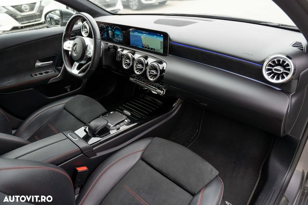 Mercedes-Benz A 220 ver-d-7g--dct - 7