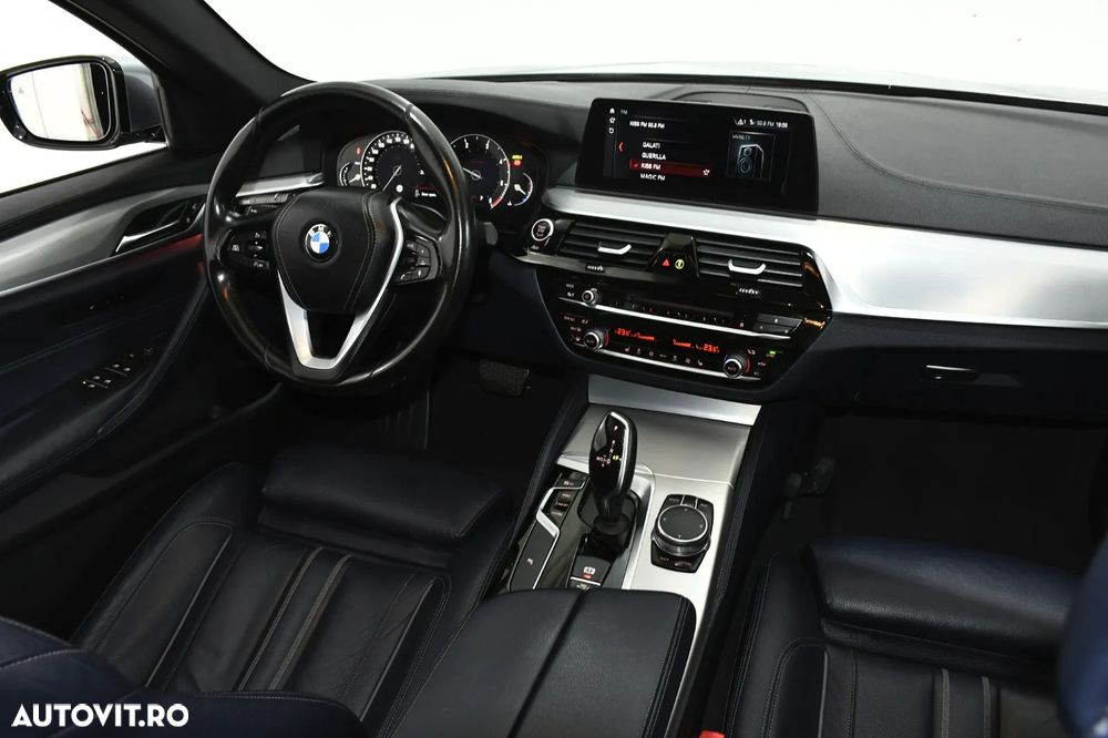 BMW Seria 5 520d Aut. Luxury Line - 10