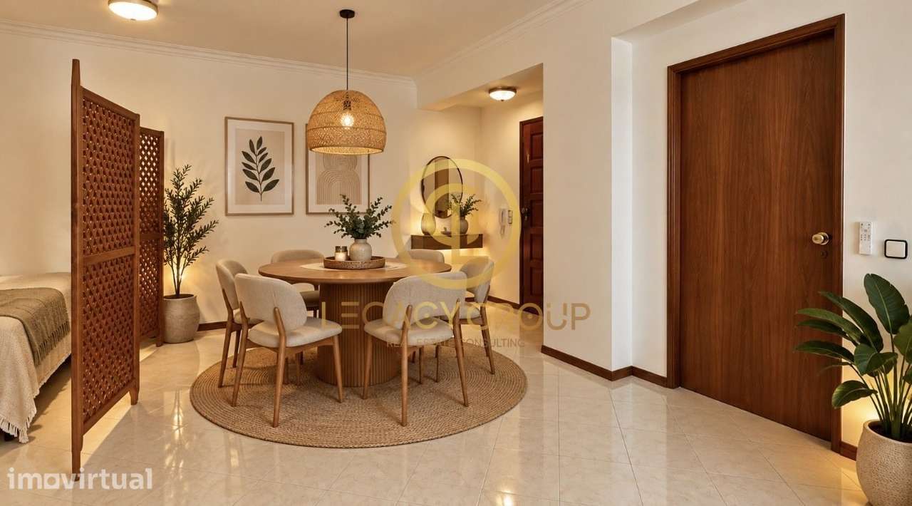T1 com Potencial para T2, Terraço e Estacionamento a 300m da Praia... - Grande imagem: 3/54