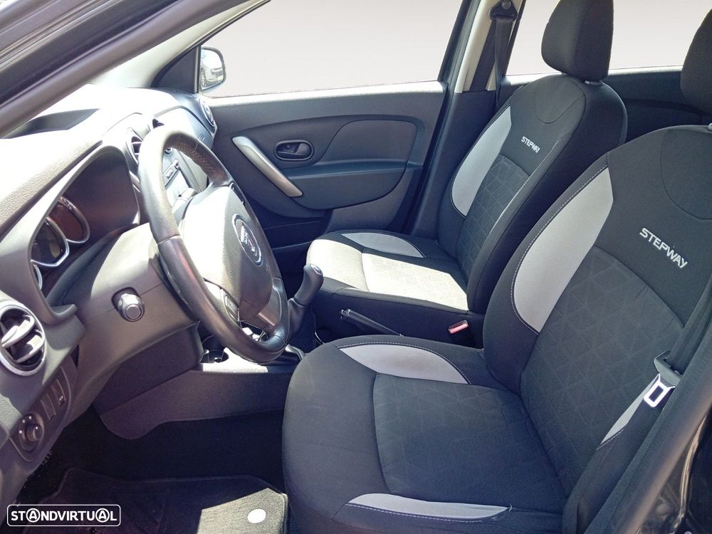 Dacia Sandero 0.9 TCe Stepway - 9