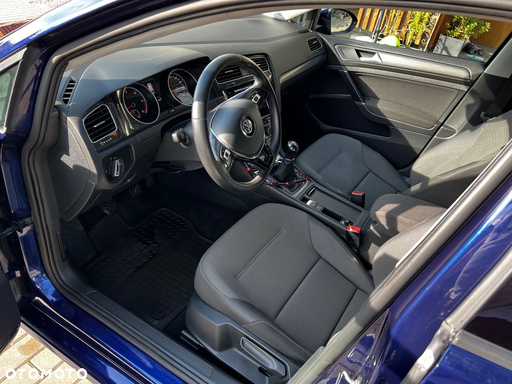 Volkswagen Golf VII 1.6 TDI BMT Trendline - 12