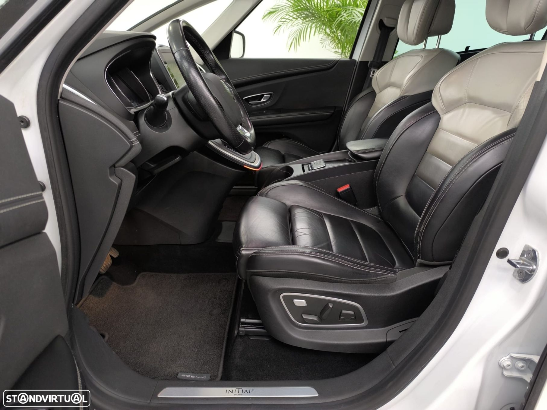 Renault Grand Scénic ENERGY dCi 160 EDC INITIALE PARIS - 28