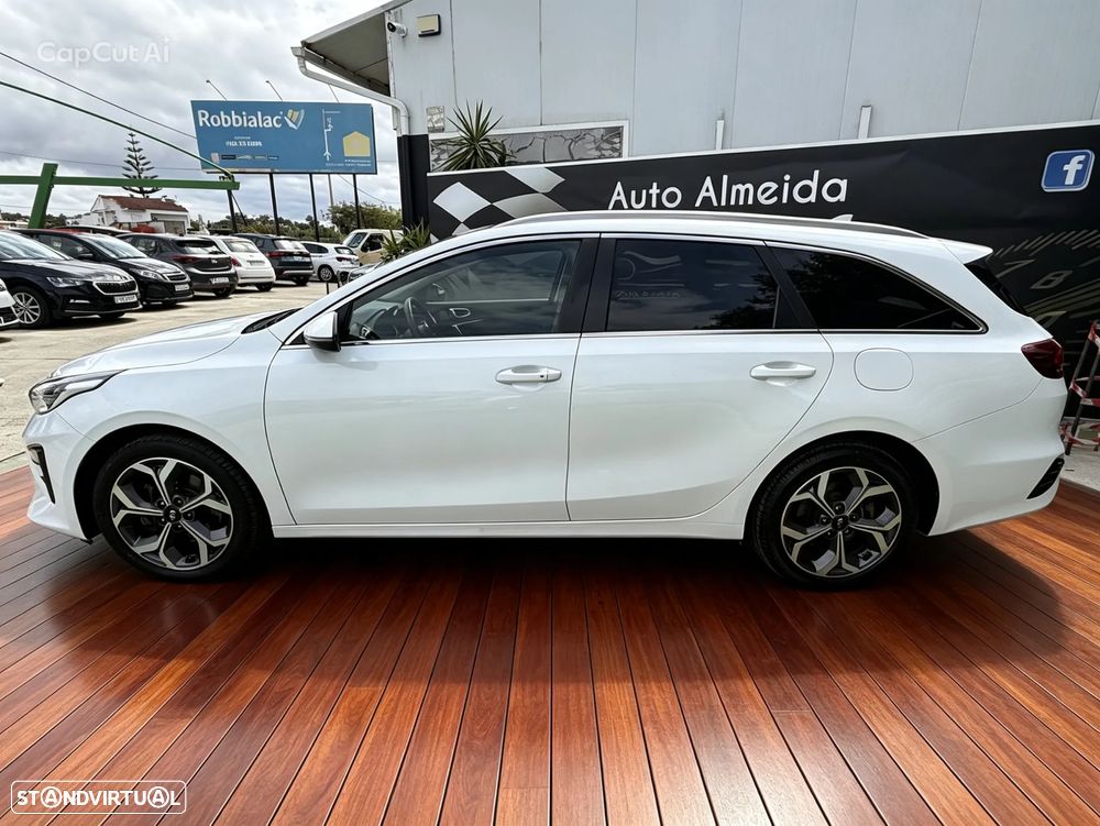 Kia Ceed SW 1.6 CRDi MHEV Drive+SRF - 3