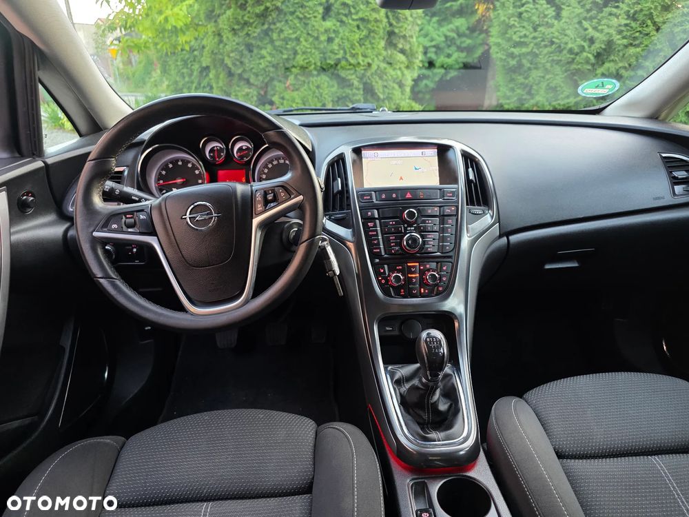 Opel Astra 1.4 Turbo Innovation - 10