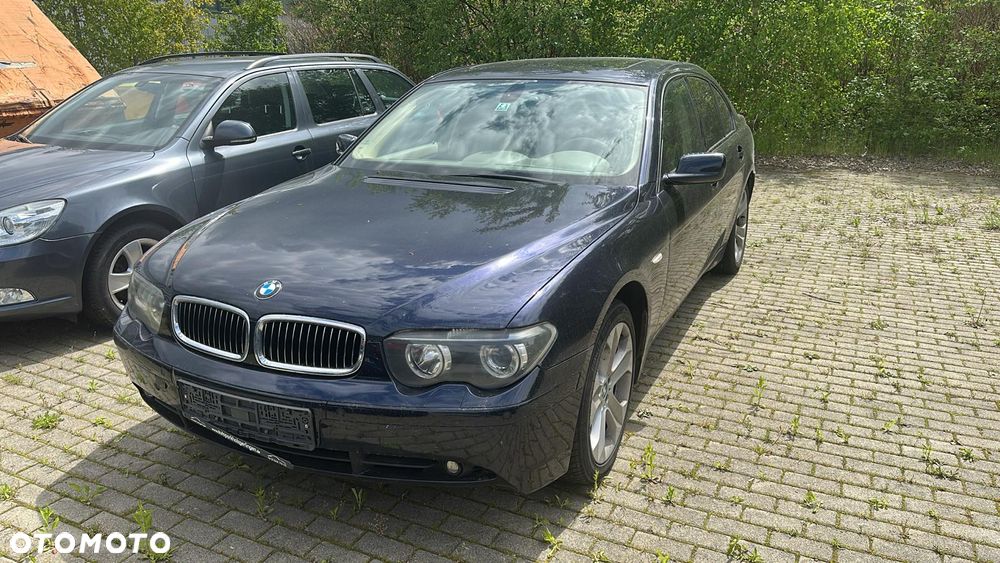 BMW Seria 7 735Li - 1