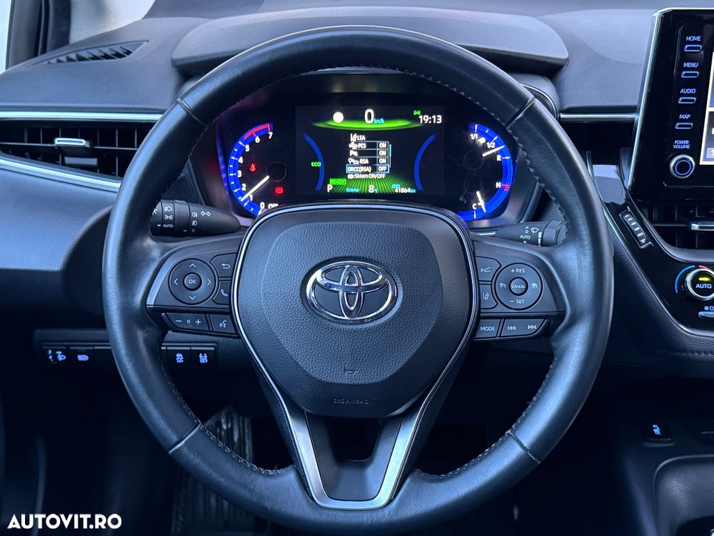 Toyota Corolla 1.8 HSD Active - 10