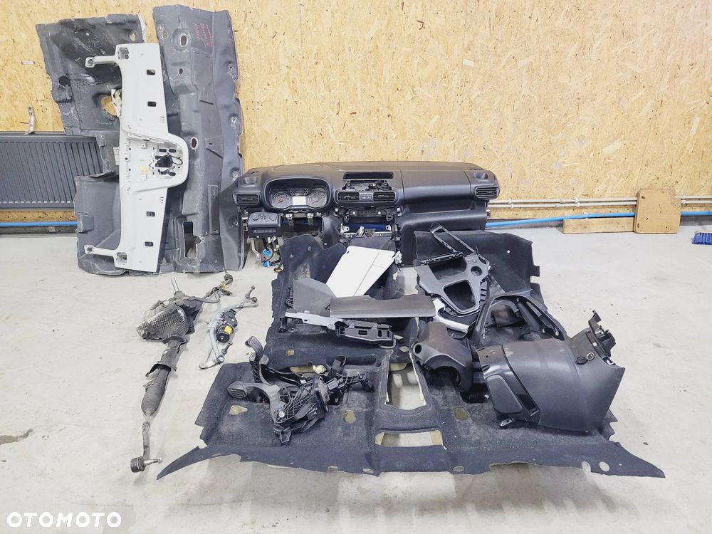 PRZEKŁADKA DO ANGLIKA OPEL COMBO E 2018- CZĘŚCI - 1
