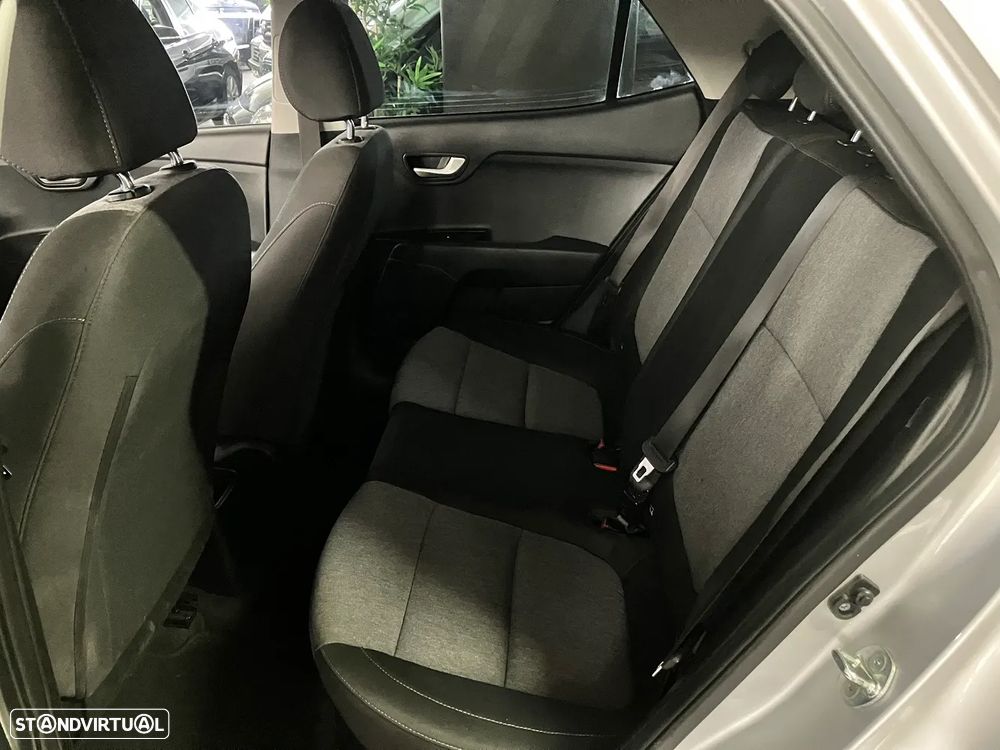 Kia Stonic 1.2 Dynamic - 12