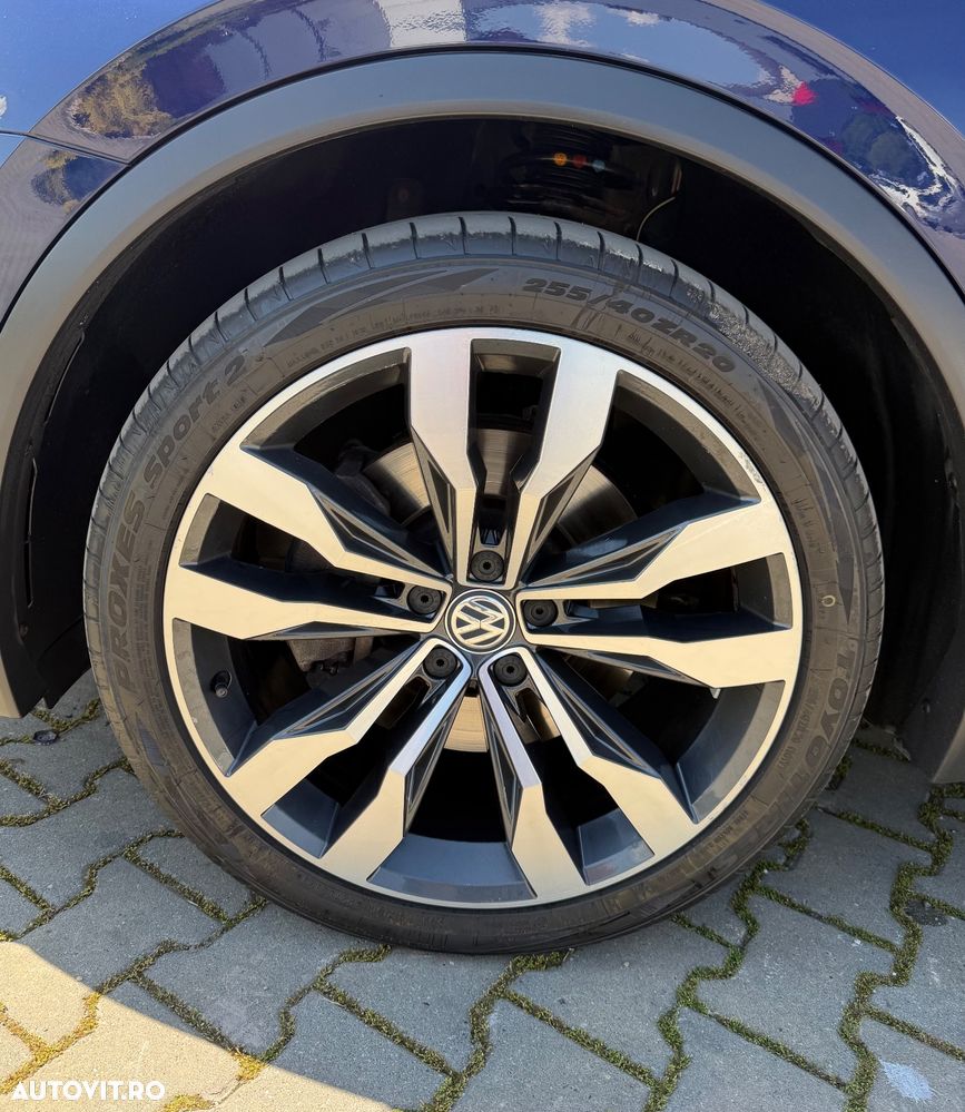 Volkswagen Tiguan - 23