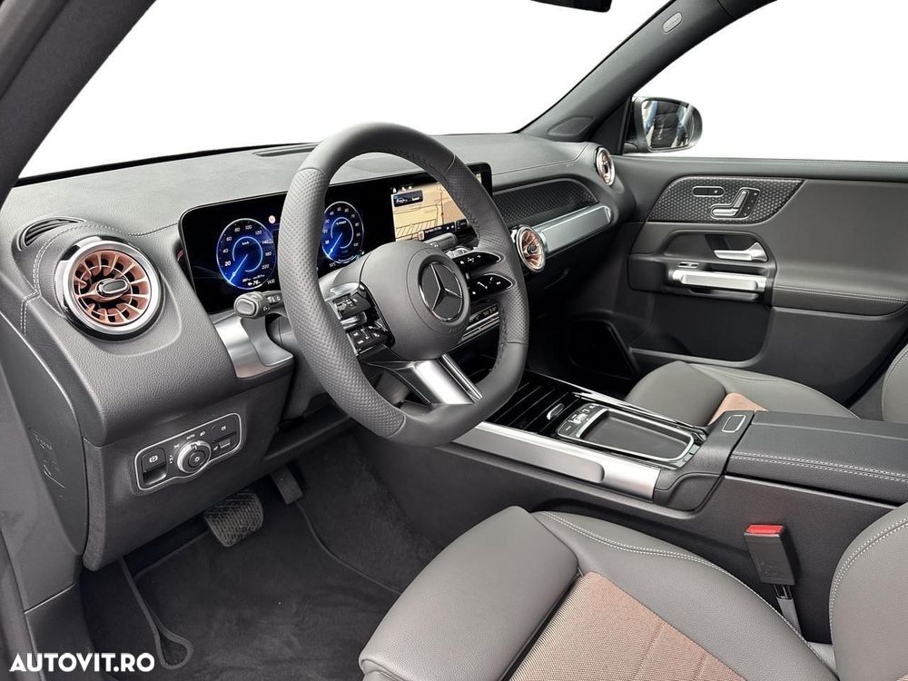 Mercedes-Benz EQB 300 4MATIC - 7