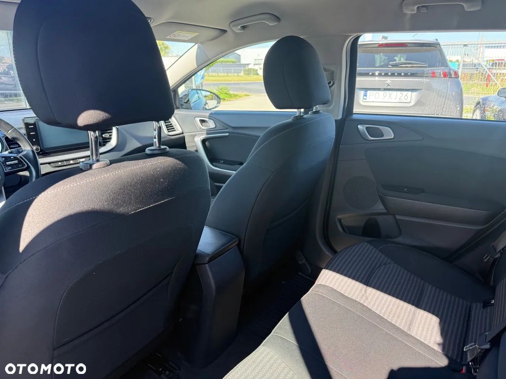 Kia Ceed 1.5 T-GDI M - 9