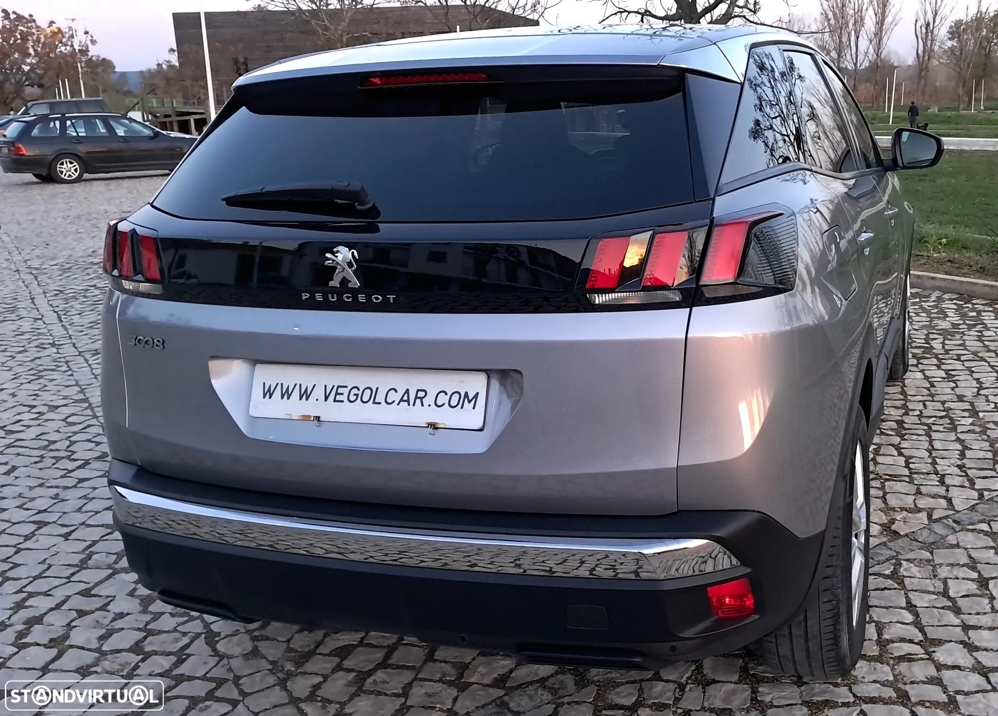 Peugeot 3008 BlueHDi 130 Stop & Start EAT8 Active Pack - 19
