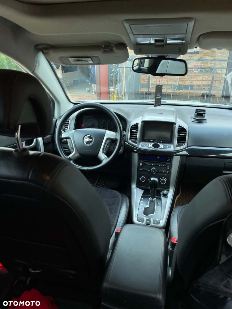 Chevrolet Captiva - 16
