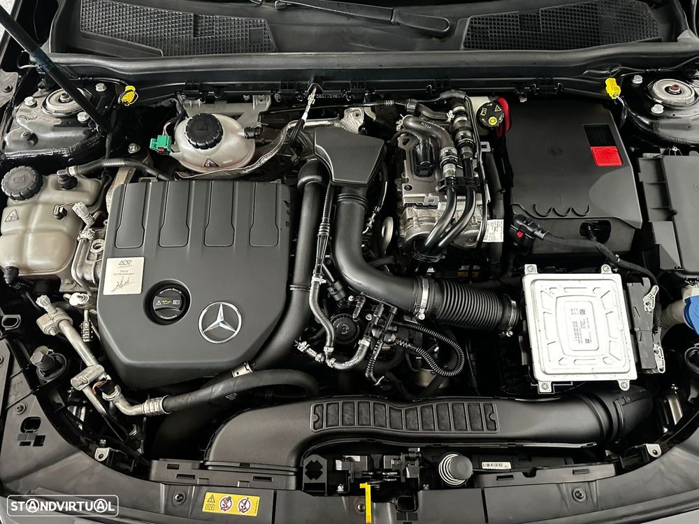 Mercedes-Benz A 250 e AMG Line - 32