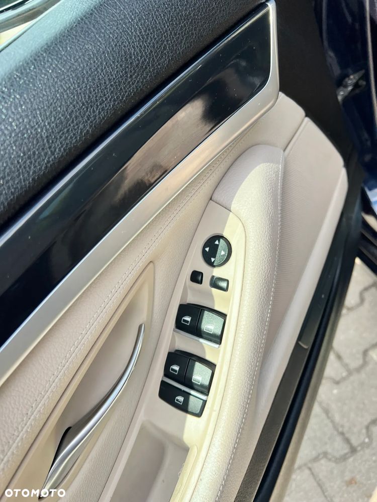 BMW Seria 5 - 23