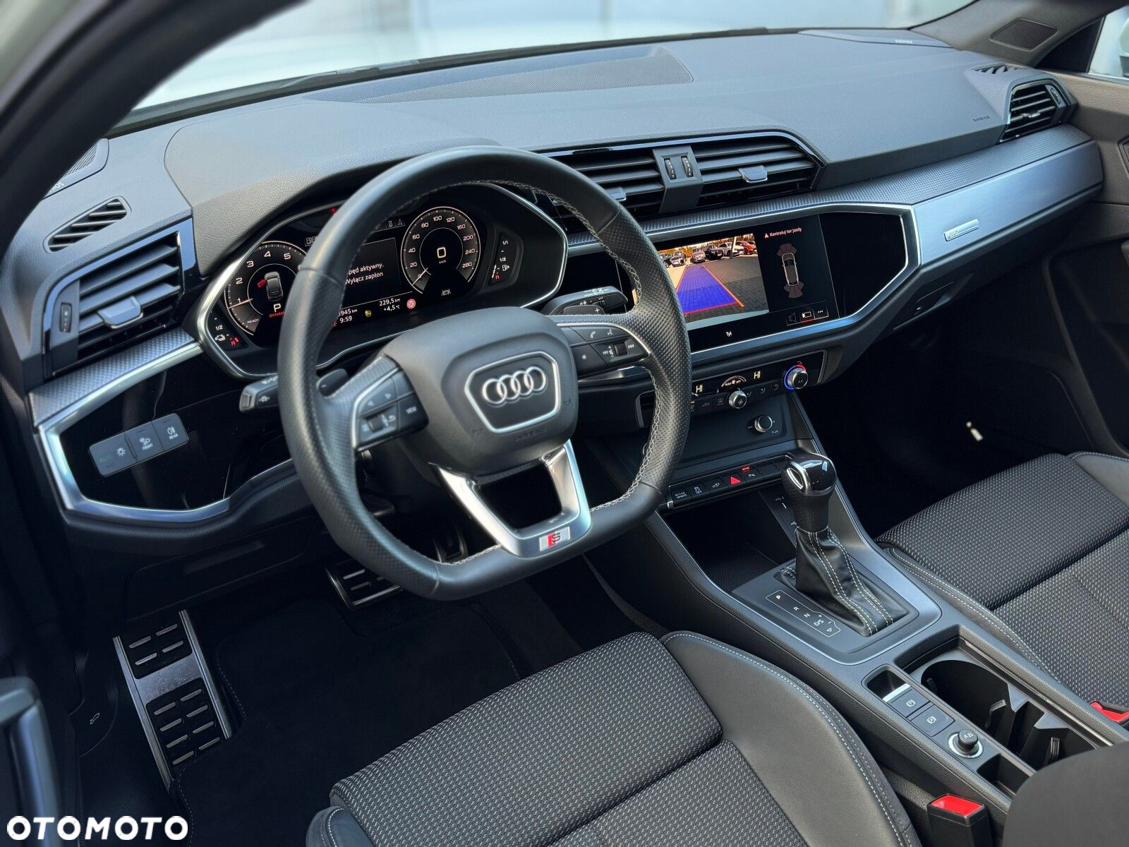 Audi Q3 Sportback - 9