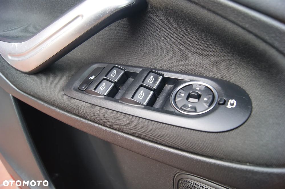 Ford S-Max 2.0 TDCi Titanium - 17