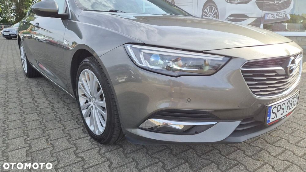 Opel Insignia - 22