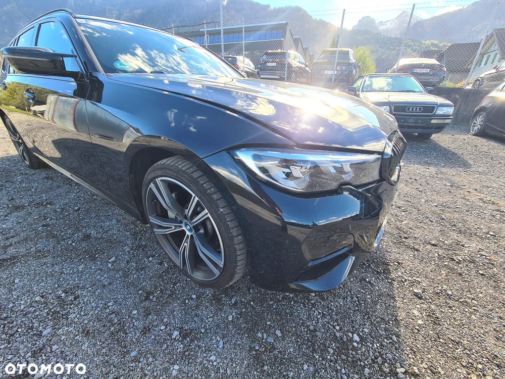 BMW Seria 3 330e xDrive M Sport - 7