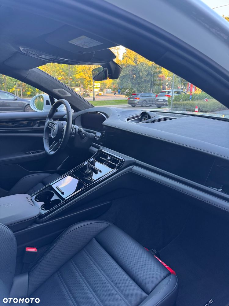 Porsche Panamera Turbo E-Hybrid PHEV - 15