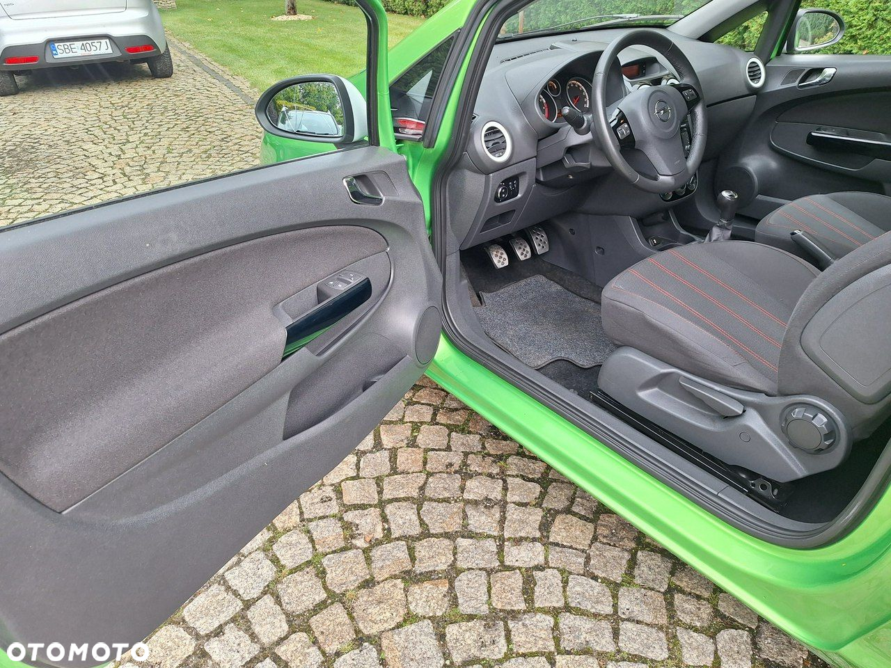 Opel Corsa - 8