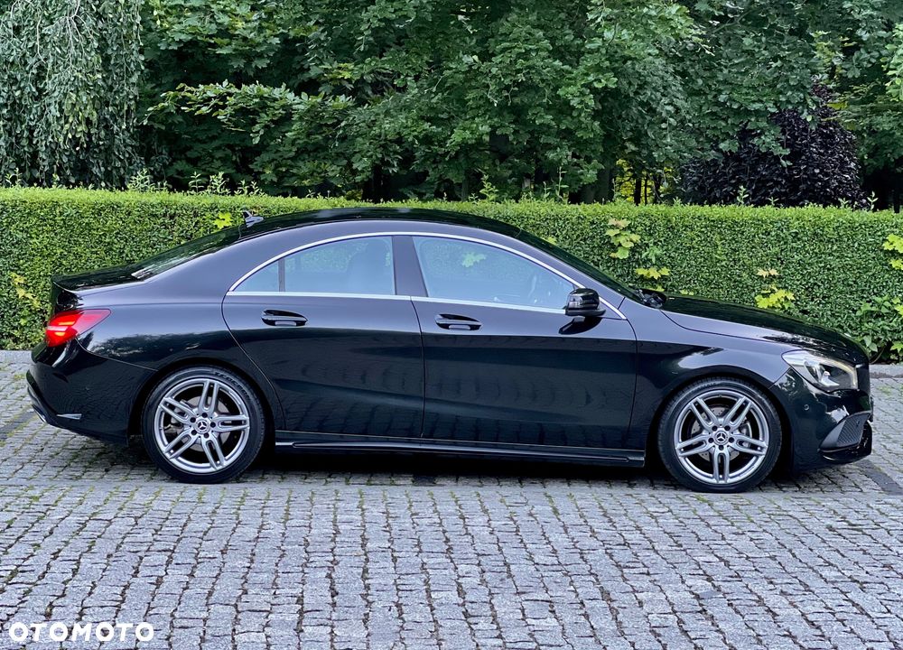 Mercedes-Benz CLA 200 7G-DCT AMG Line - 20