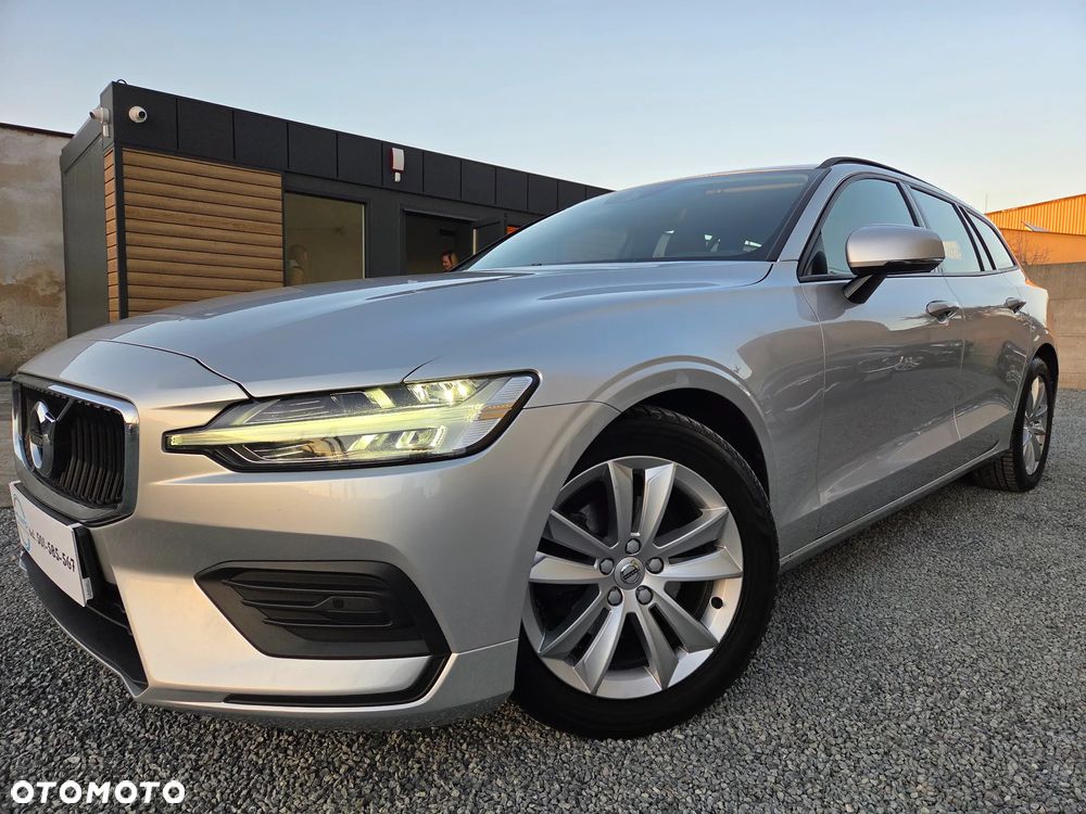 Volvo V60 D3 Momentum Pro - 3