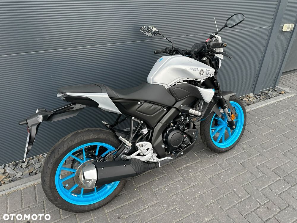 Yamaha MT - 4