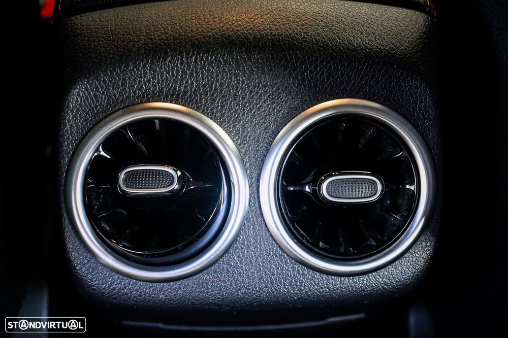 Mercedes-Benz A 180 d AMG Line Aut. - 28