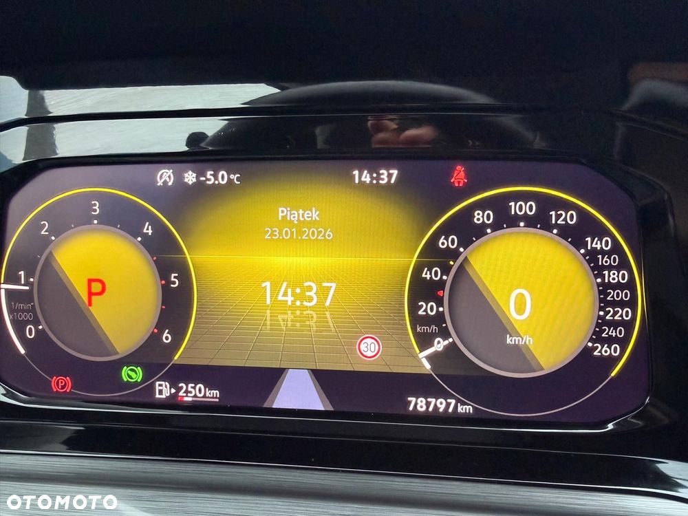 Volkswagen Golf 2.0 TDI Style DSG - 18