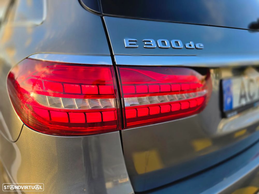 Mercedes-Benz E 300 de AMG Line - 25