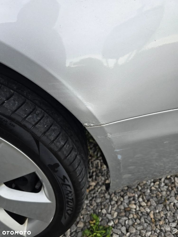 Audi A6 Avant 2.4 - 9