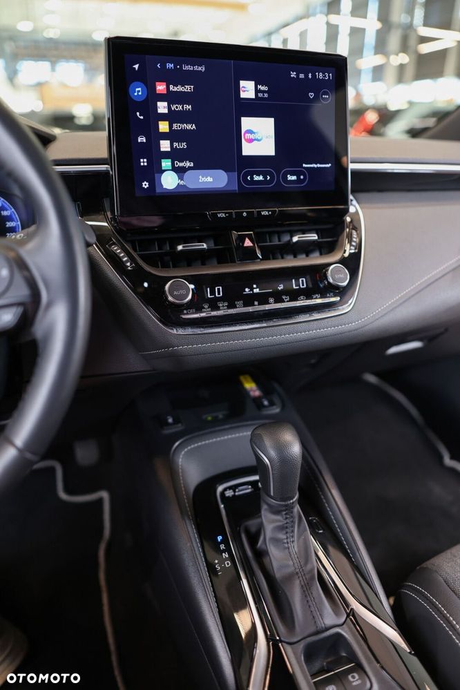 Toyota Corolla 2.0 Hybrid Style - 22