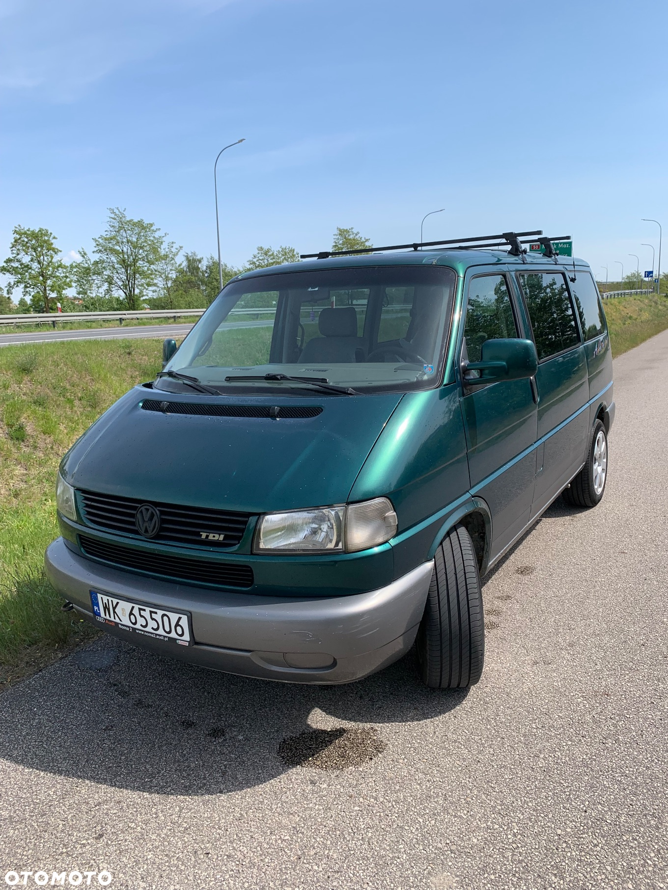 Volkswagen Multivan - 2