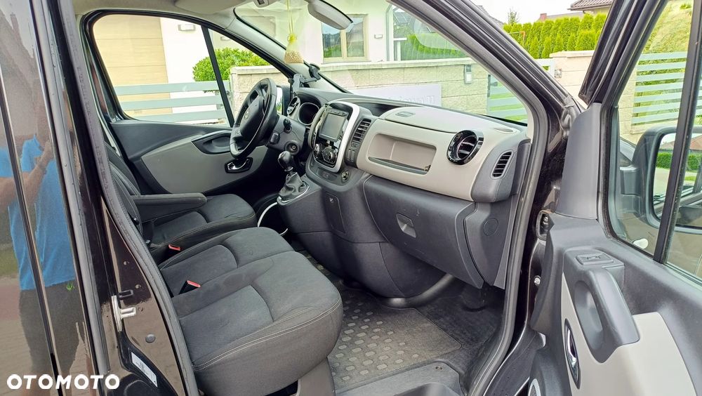 Renault Trafic ENERGY dCi 125 Combi Authentique - 8