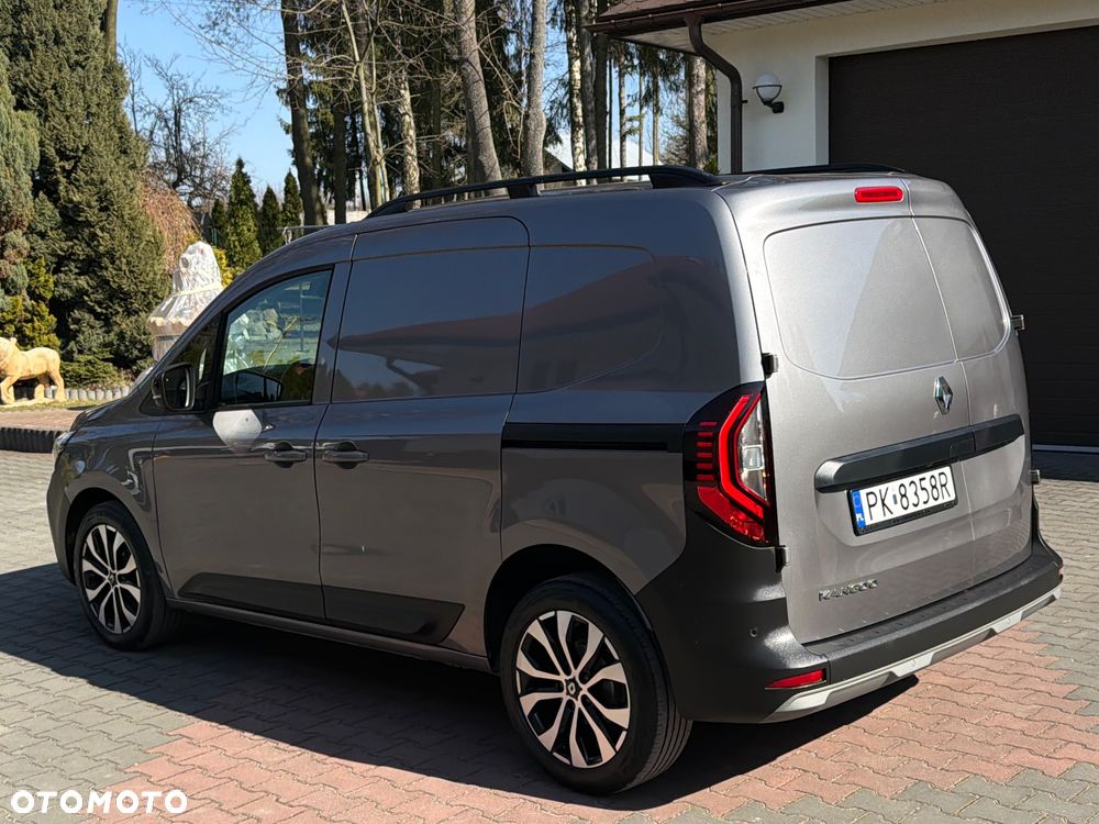 Renault KANGOO 1.5 DCI 115 KONI / AUTOMAT / GRZANE FOTELE  / ŚWIATŁA FULL LED / ASYSTENT PASA RUCHU / MARTWE POLE / CZYTA ZNAKI DROGOWE / KEYLESS-GO / DRZWI OBUSTRONNE / SALON POLSKA / FABRYCZNIE NOWY STAN / JEDYNY TAKI W POLSCE - 9